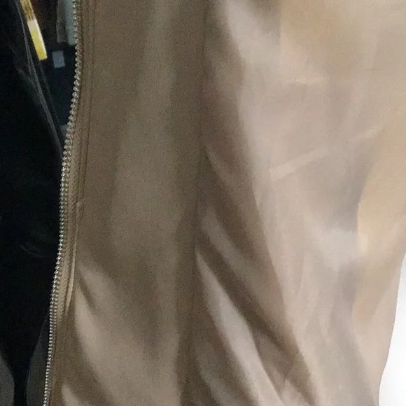 SUGARDADDYS Inc.Pleather tan jkt.Bomber !!!Detail galore.Zip on sleeves too.